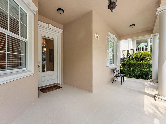 3rd image of 326 Caravelle Drive