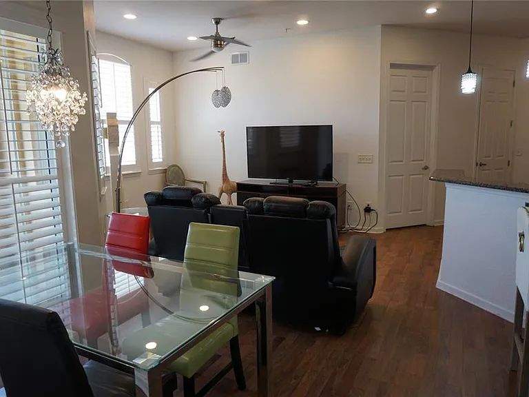 719 Terrace Ridge Cir #719 — Photo 33