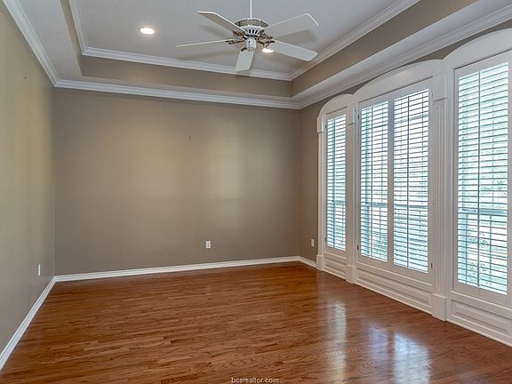 2nd image of 5010 Crystal Downs Ct
