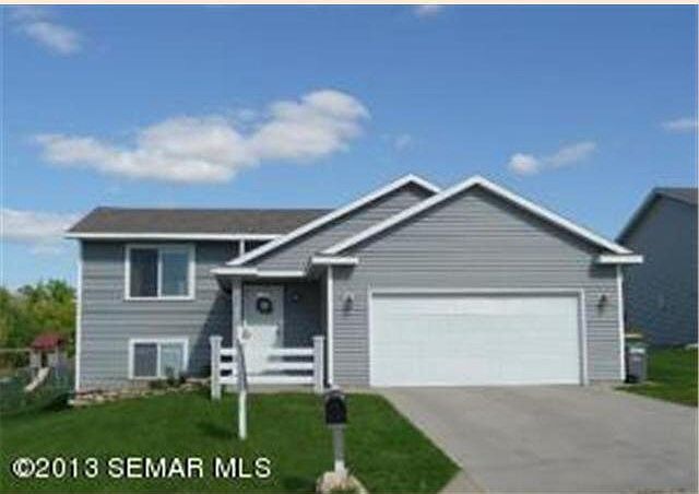 1st image of 850 19th Street E