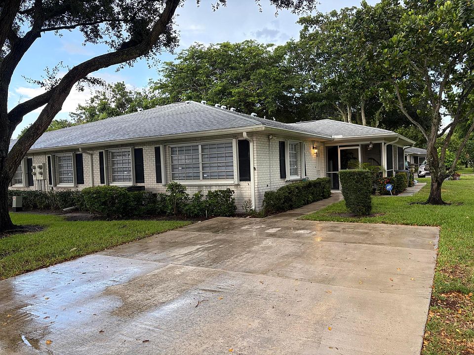 1st image of 10170 40th Way S