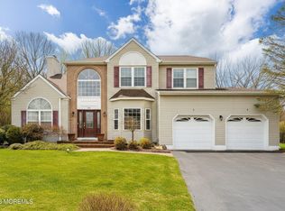 433 Meadowood Road, Jackson, NJ 08527