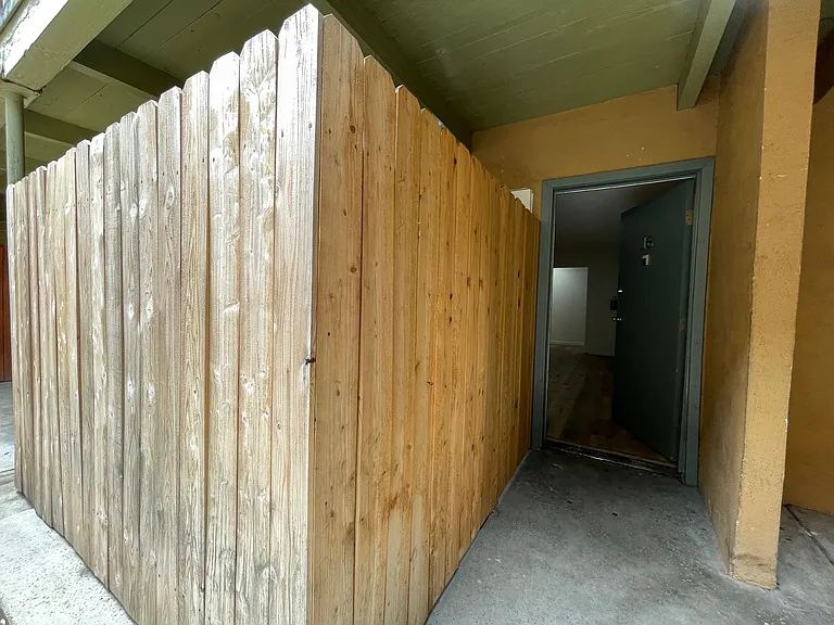 20353 Saticoy St — Photo 16