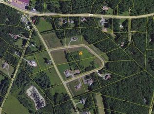 22 Kostige Rd, Lakeville, PA 18438