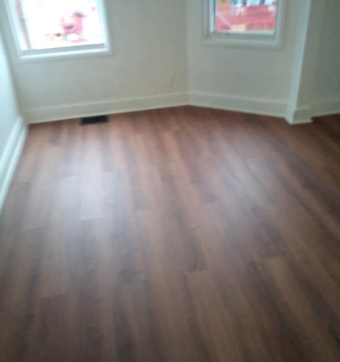1602 Howard Ave — Photo 2