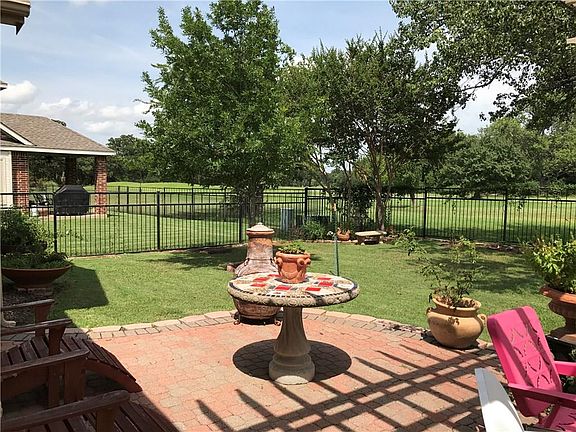 3rd image of 2953 Golfing Green Ct