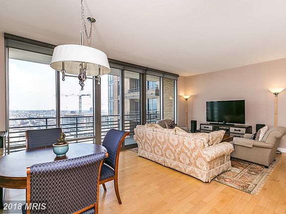5th image of 675 President St Unit 2109