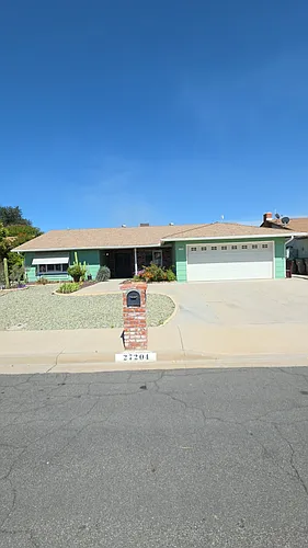 27204 Stark St Photo 1