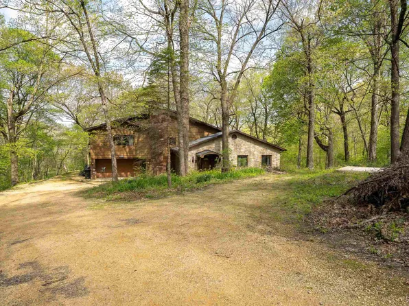 1479 Old Mill Rd, Franklin Grove, IL 61031
