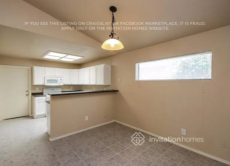 8142 W Mescal St — Photo 7