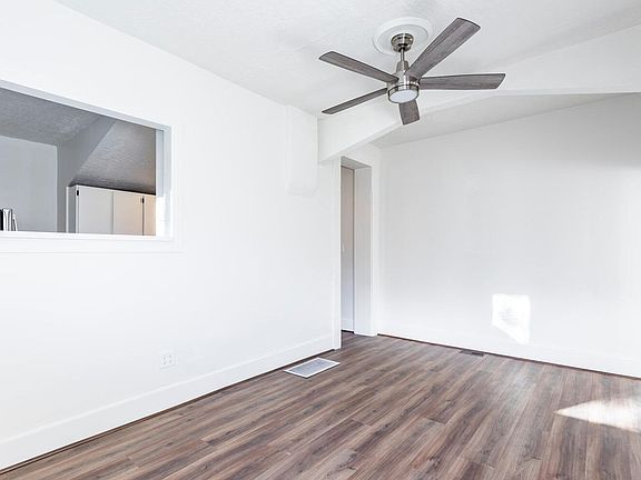 4th image of 1260 E Emerson Ave Unit 3