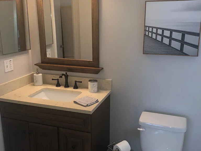 2555 Bedford Mews Dr — Photo 20