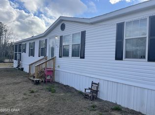 11122 Lawrence Rd, Fountain, FL 32438