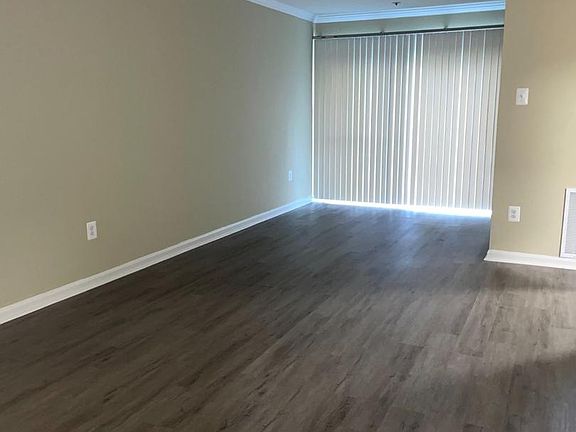 4th image of 2511 McVeary Ct Unit 10BB