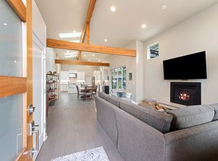 2762 NW High Lakes Loop, Bend, OR 97703