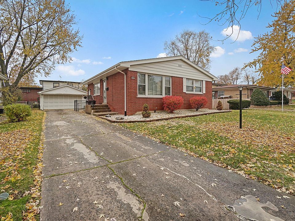1st image of 50 E Arquilla Dr