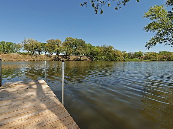 New dock on Mirror Lk