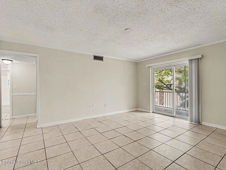 3135 Shady Dell Ln #239 — Photo 3