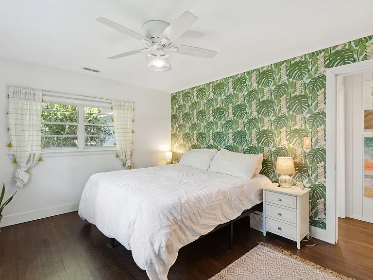 1661 Hunley Ave — Photo 17
