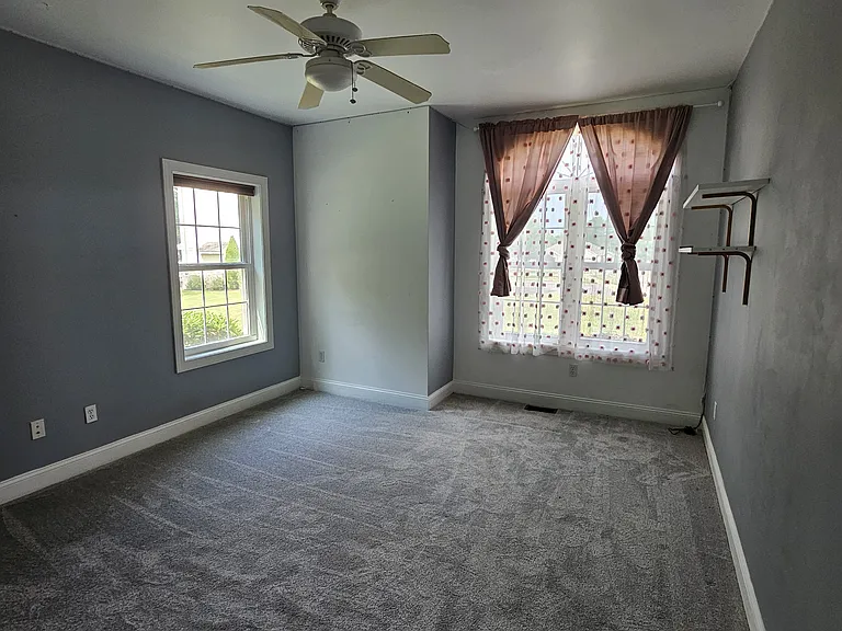 45 Somerset Dr — Photo 18