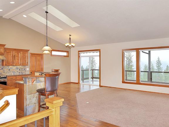 4th image of 916 W Stirlingview Dr