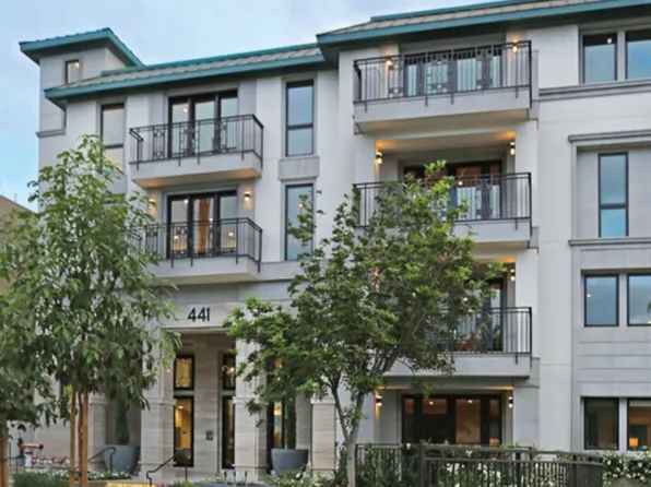 441 S Barrington Ave Unit 105, Los Angeles, CA 90049