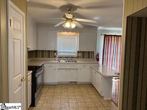 5th image of 105 Furman View Dr