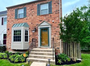 5940 Heritage Square Dr, Burke, VA 22015