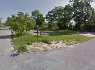 426 Pearl St, Biloxi, MS 39530