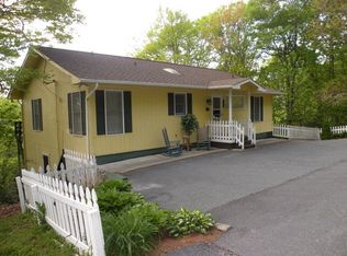 243 Clawson Dr, Blowing Rock, NC 28605