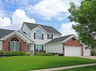 2680 Hunters Ridge Rd, Marion, IA 52302