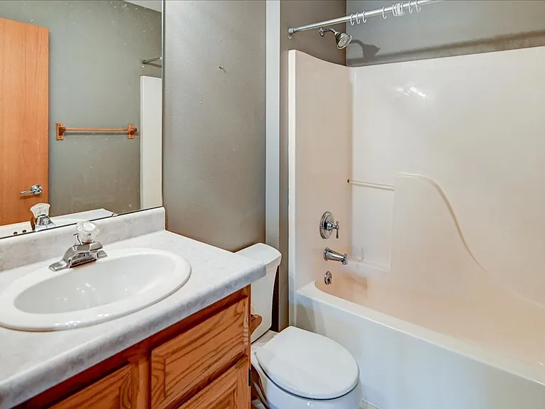 400 Muirfield Ct — Photo 37