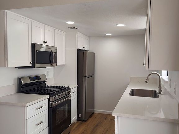 5th image of 612 W Graaf Ave Unit C