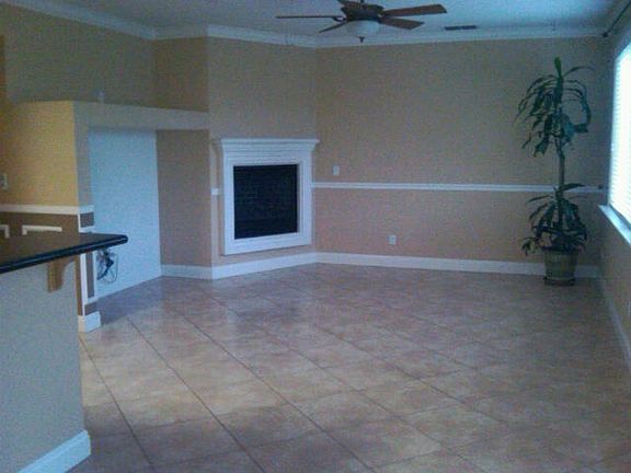 4th image of 1664 Orinda Pl