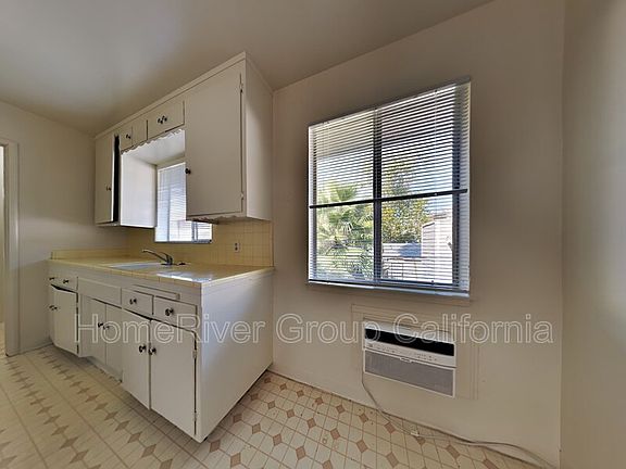 3rd image of 3224 X St APT 7