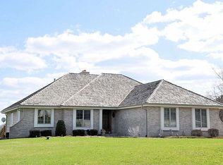 S61W24265 Red Wing Dr, Waukesha, WI 53189