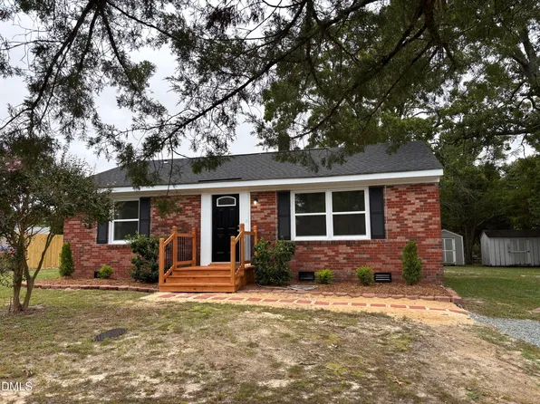 307 Elaine St, Spring Lake, NC 28390