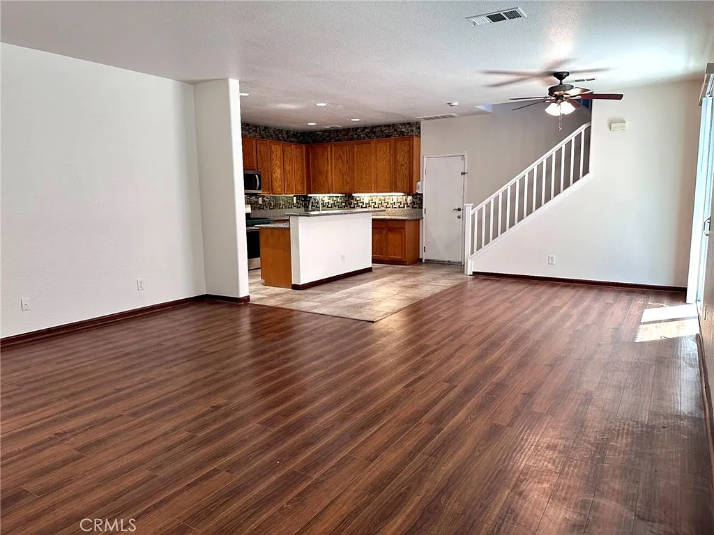 Building Photo - 27386 Dearborn Dr