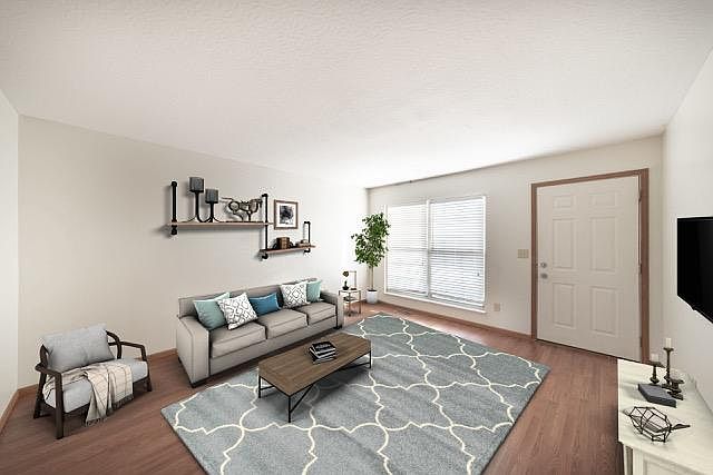 2nd image of 281 Richards Cir