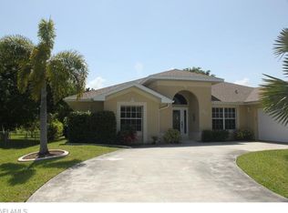 3009 SW 2nd Pl, Cape Coral, FL 33914