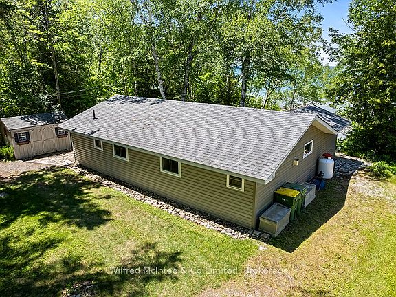 3rd image of 757 Bruce Rd #13