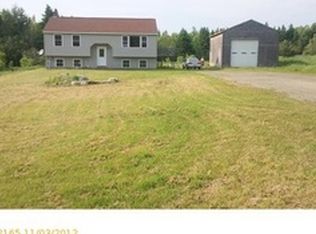 110 Belfast Rd, Knox, ME 04986