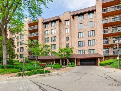 1721 Mission Hills Rd APT 502, Northbrook, IL, 60062