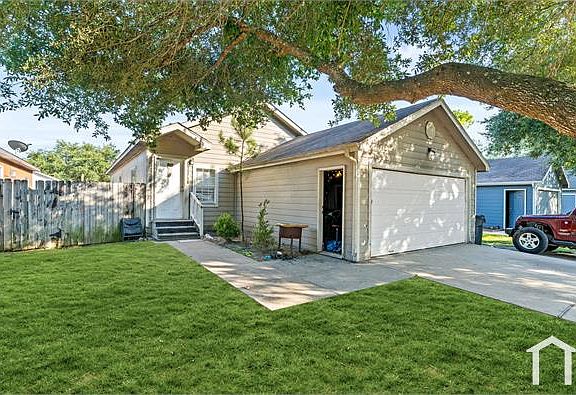 4th image of 11718 Greencanyon Dr