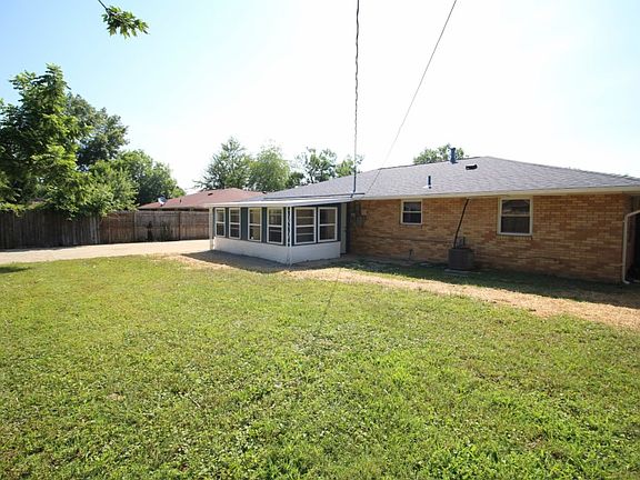 5th image of 6860 Gilette Dr