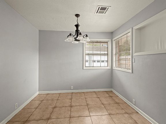 2nd image of 6147 Ariel St