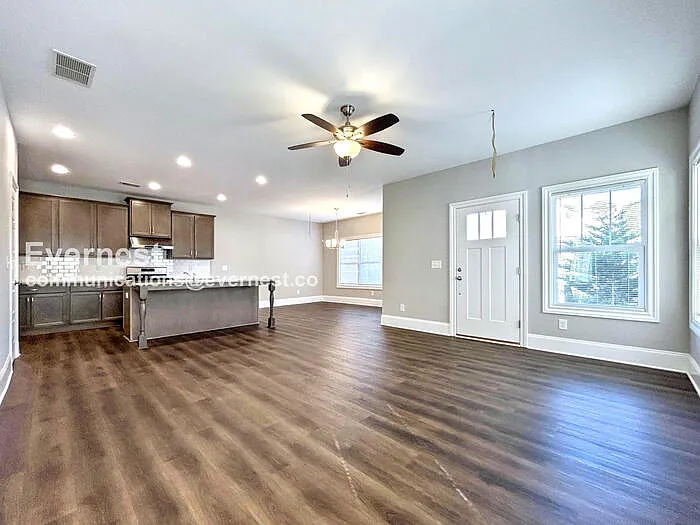 1763 Stone Hedge Dr NW — Photo 8