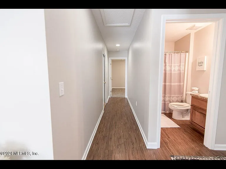 226 Bradford Dr #228 — Photo 11