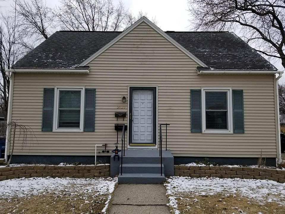 1st image of 3020 Roosevelt Rd