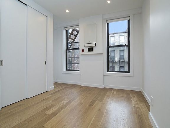 2nd image of 137 Thompson St #5B